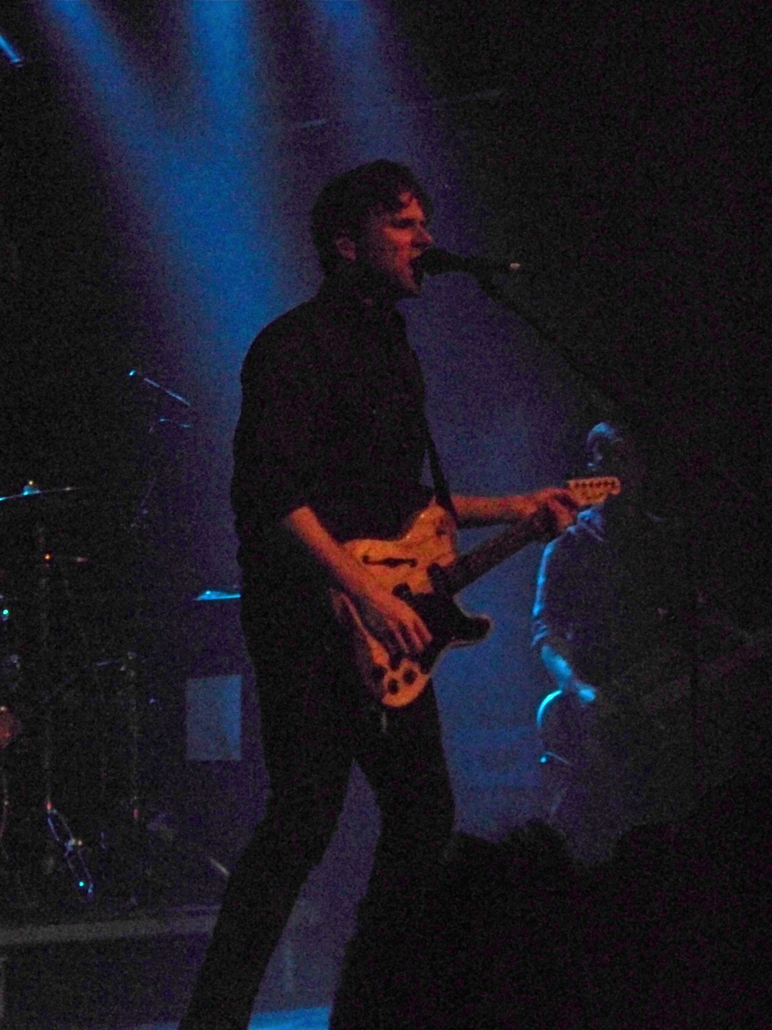 Lead guitarist Jim Adkins became increasingly wild with each guitar solo