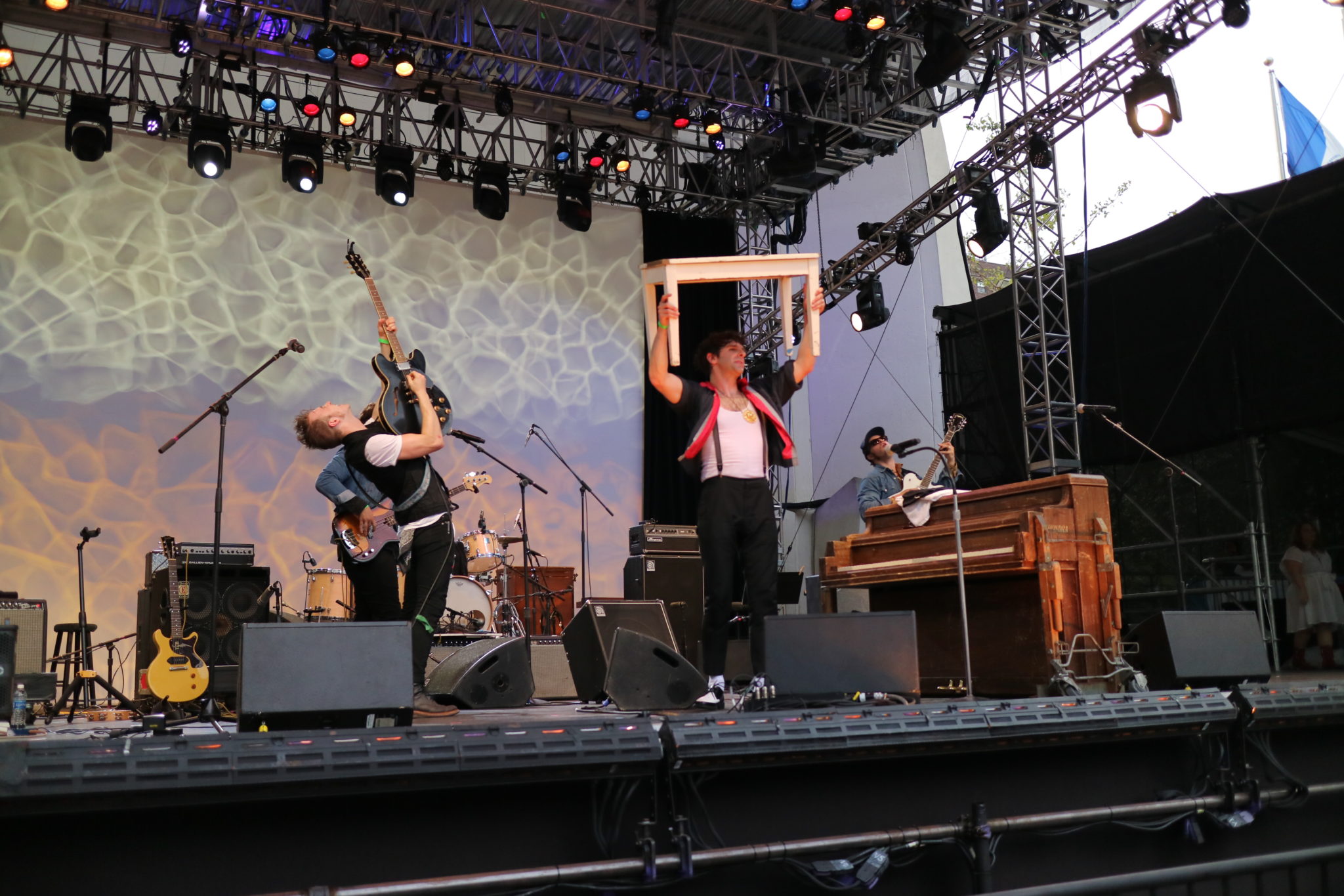 Low Cut Connie