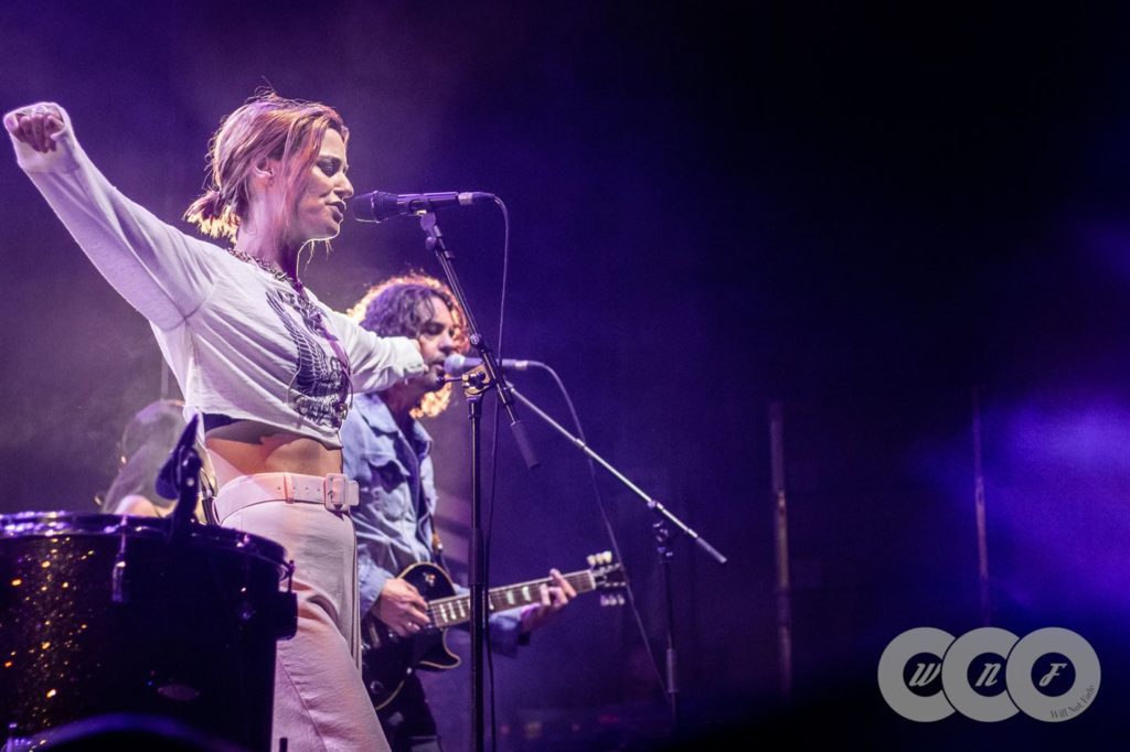 Gin Wigmore at Peachy Keen